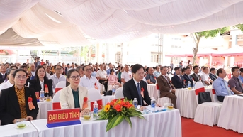 ប្រកាស​ឃុំ​អៀ​កៅ ក្រុង​ប៊ុន​ម៉ា​ធួ​ត ឈាន​ដល់​កម្រិត​ស្តង់ដារ​ជនបទ​ថ្មី​