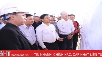 Thi công xuyên tết, đảm bảo cao tốc Diễn Châu – Bãi Vọt đúng tiến độ