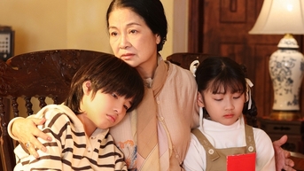 Ca sĩ Tuấn Cường khiến khán giả rơi nước mắt với MV Tết "Xuân người tha hương"