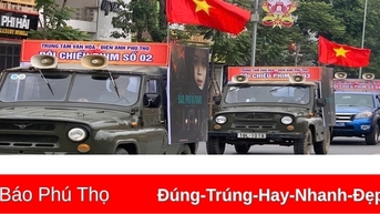 Đội chiếu phim lưu động ra quân phục vụ Nhân dân