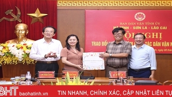 Trao đổi kinh nghiệm công tác dân vận giữa Hà Tĩnh - Sơn La