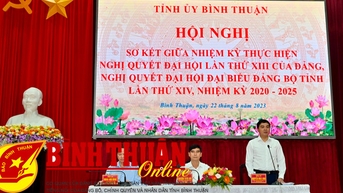Khai mạc Hội nghị sơ kết giữa nhiệm kỳ thực hiện Nghị quyết Đại hội lần thứ XIII của Đảng và Nghị quyết Đại hội đại biểu Đảng bộ tỉnh lần thứ XIV