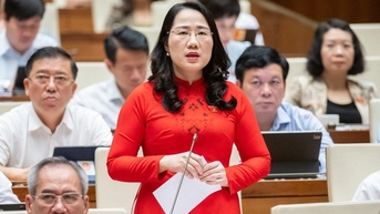Người dân phải thắt lưng buộc bụng nộp thuế thu nhập cá nhân