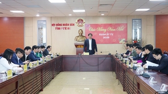 Thường trực HĐND tỉnh họp phiên thường kỳ tháng 1/2025