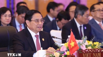 នាយក​រដ្ឋមន្ត្រី​ស្នើ​ខ្លឹមសារ​ចំនួន​៦​សម្រាប់ ACMECS ដើម្បី​ឈាន​ទៅ​រក​ដំណោះស្រាយ​ក្នុង​រយៈពេល​ខាង​មុខ