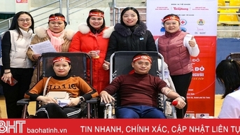 “Chủ nhật đỏ” - ấm nóng những giọt máu cứu người