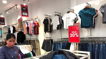 Rầm rộ khuyến mãi dịp Black Friday