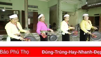 Giữ điệu cồng chiêng