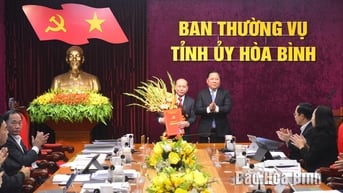 Công bố Quyết định của Thủ tướng Chính phủ phê chuẩn Chủ tịch UBND tỉnh