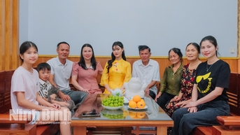 Người đẹp Hoa Lư 2024 Đảng viên trẻ luôn tiên phong gương mẫu