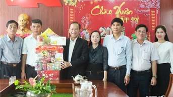 Đồng chí Trần Minh Lực, UVTV Tỉnh ủy, Phó Chủ tịch HĐND tỉnh thăm, chúc tết các địa phương