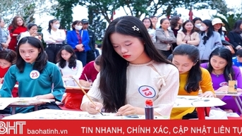 Độc đáo cuộc thi viết thư pháp đầu xuân ở Hà Tĩnh