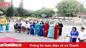 Đoàn đại biểu Hội LHPN hai tỉnh Thanh Hóa