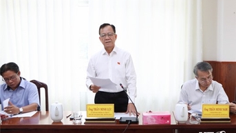 Đoàn giám sát chuyên đề của HĐND tỉnh làm việc với UBND tỉnh