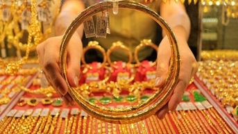 Vàng thế giới “tuột dốc” như đứt phanh, vàng nhẫn giảm nhẹ