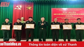 Bế mạc lớp tập huấn nghiệp vụ biên phòng cho cán bộ bảo vệ biên giới tỉnh Hủa Phăn