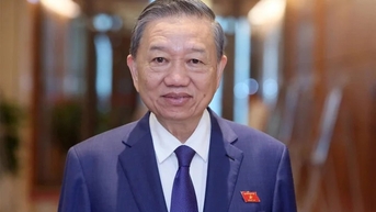 ឧត្តមសេនីយ To Lam ត្រូវបានជ្រើសរើសជាប្រធានាធិបតី។