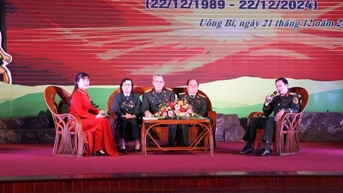 Chương trình giao lưu nghệ thuật “Sáng mãi phẩm chất bộ đội cụ Hồ”
