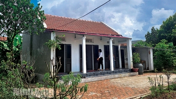 Chung tay xây dựng những ngôi nhà ấm tình đoàn kết lương giáo