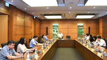 Kỳ họp thứ 7 Quốc hội khóa XV Đại biểu Quốc hội tỉnh thảo luận tại Tổ về một số dự án Luật