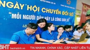 រូបគំនូរស្ម័គ្រចិត្តរដូវក្តៅរបស់យុវជន Ha Tinh