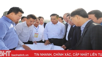 Chủ tịch UBND tỉnh kiểm tra một số dự án, di tích ở Nghi Xuân