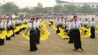 បង្កើតកំណត់ត្រាសម្រាប់ការសម្តែងរបស់ Thai Xoe ដើម្បីអបអរសាទរខួបលើកទី 70 នៃជ័យជំនះ Dien Bien Phu