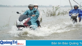 Miền Trung đón mưa lớn đỉnh điểm