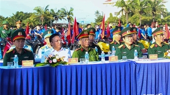 Ngày hội “Thanh niên Quân đội với văn hóa giao thông” năm 2024