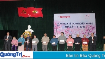 Báo Quảng Trị - Quỹ Thiện Tâm: Tặng 237 suất quà cho người dân có hoàn cảnh khó khăn tại huyện Hải Lăng
