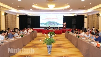 Khai mạc Hội thảo khoa học Nghiên cứu bảo tồn và phát huy giá trị hệ thống văn bia tại di tích Quốc gia đặc biệt núi Non Nước