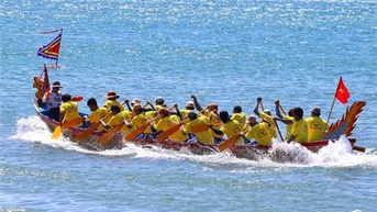 Highlights of Dragon Boat Racing Festival របស់​អ្នក​នេសាទ​ឆ្នេរ