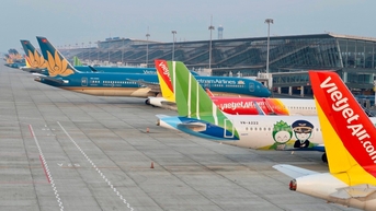 Nhiều đường bay kín chỗ, Cục Hàng không yêu cầu tăng tải dịp 30/4