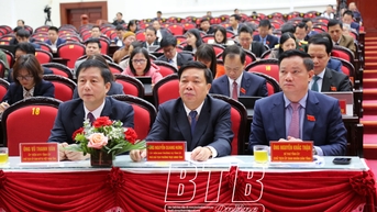 Kỳ họp thứ chín, HĐND tỉnh khóa XVII: Thảo luận, chất vấn nhiều vấn đề cử tri quan tâm