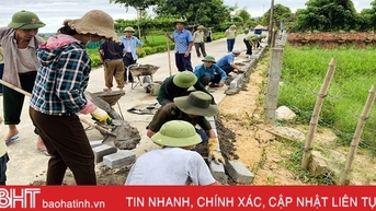 ការប្រកួតប្រជែងស្វាគមន៍មហាសន្និបាតសមាគមកសិករគ្រប់លំដាប់ថ្នាក់នៅទីក្រុង Ha Tinh