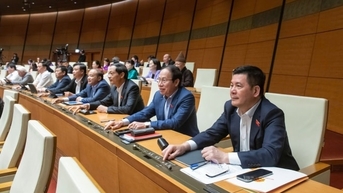 រដ្ឋសភាបានអនុម័តច្បាប់អគ្គិសនី។