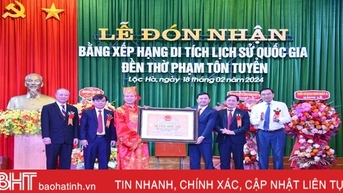 Loc Ha ទទួលបានវិញ្ញាបនបត្រជាតិសម្រាប់ប្រាសាទ Pham Ton Tuyen