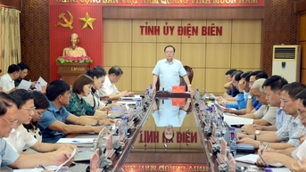 Giao ban khối cơ quan MTTQ và các tổ chức chính trị