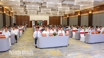 Các huyện, thành phố gặp mặt doanh nhân, doanh nghiệp nhân kỷ niệm Ngày Doanh nhân Việt Nam