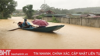 Hà Tĩnh sẵn sàng sơ tán người dân trước nguy cơ sạt lở