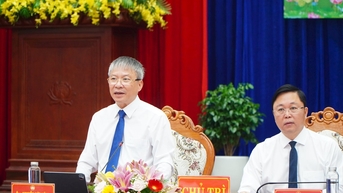 មតិសាទរជាច្រើនលើកកំពស់កម្លាំងនៃប្លុកឯកភាពជាតិដ៏អស្ចារ្យ និងពង្រឹងការឯកភាពសង្គមនៅខេត្ត Quang Nam។