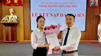 Kinh Mon មាន​ចំនួន​សិស្ស​ច្រើន​ជាង​គេ​ដែល​បាន​ចូល​បក្ស​ក្នុង​ខេត្ត។