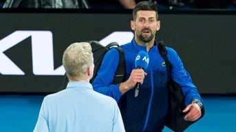 Đài truyền hình của Australia xin lỗi Novak Djokovic