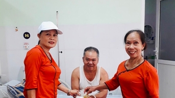 Phụ nữ Duy Xuyên làm theo lời Bác