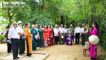 Niềm vui trên quê chung