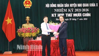 សម័យប្រជុំលើកទី 19 នៃក្រុមប្រឹក្សាប្រជាជនស្រុក Nho Quan អាណត្តិ X