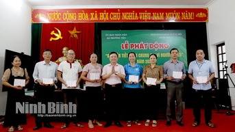 Trường Yên Huy động hơn 2 3 tỉ đồng tiền gửi tiết kiệm chung tay vì người nghèo