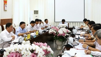 UBND tỉnh họp nghe báo cáo tình hình triển khai kế hoạch đấu giá quyền khai thác khoáng sản năm 2024