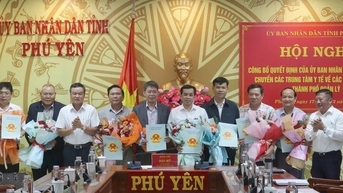 Phu Yen បាន​ច្របាច់​បញ្ចូល​គ្នា​និង​កាត់​បន្ថយ​អង្គការ​សមាគម​ចំនួន ៨ ដែល​បក្ស​និង​រដ្ឋ​ចាត់​តាំង។
