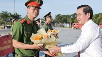 Lễ ra quân thực hiện cao điểm trấn áp tội phạm dịp Tết Nguyên đán Giáp Thìn 2024